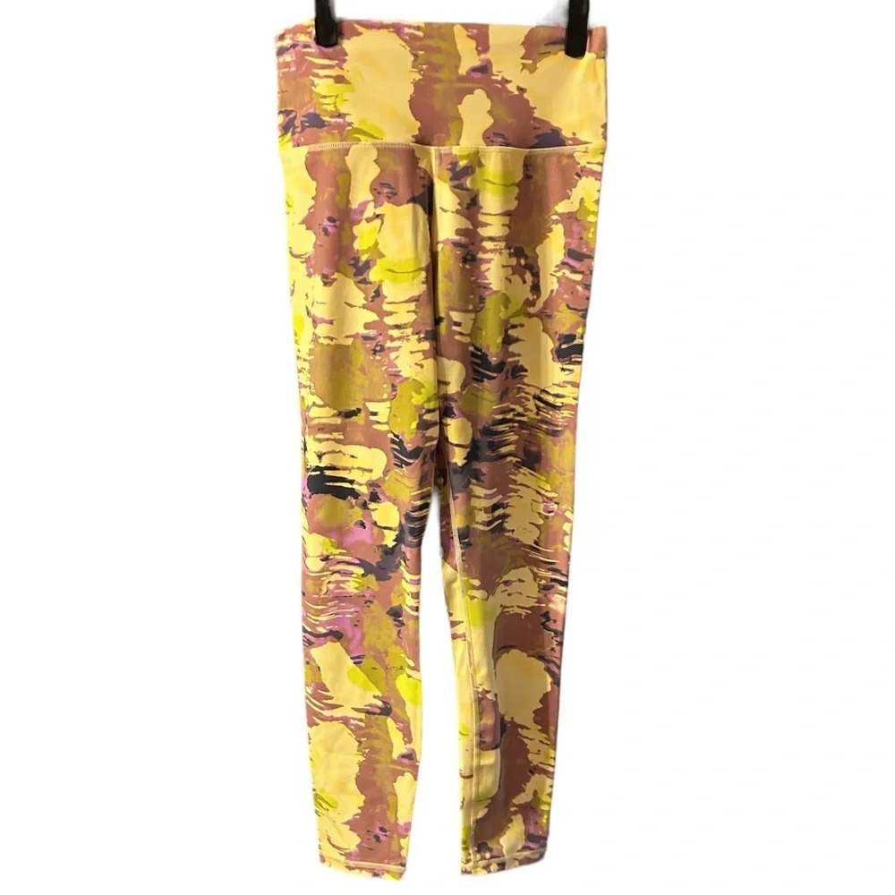 NWT MONO B PATTERNED 7/8 LEGGINGS